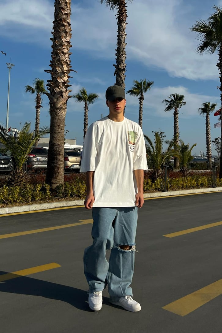 Renaissance Baskılı Ekru Oversize Tshirt