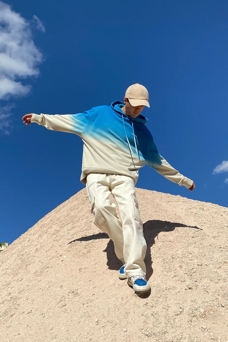 RENK GEÇİŞLİ SWEATSHIRT