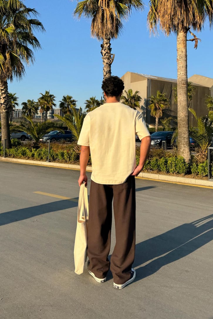 Retro Nakışlı Oversize Tişört