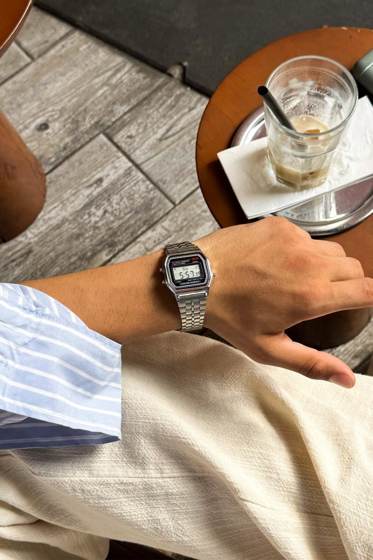Retrowatch Gümüş Rengi Kol Saati