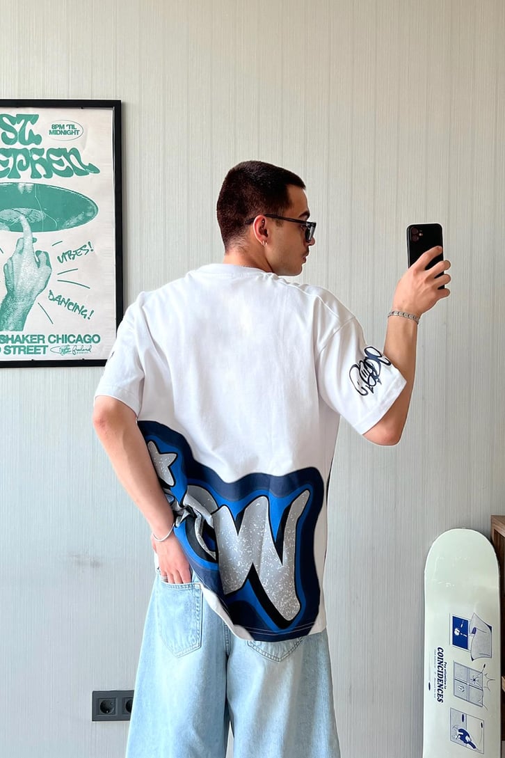 Rev Graffiti Baskılı Oversize Tişört