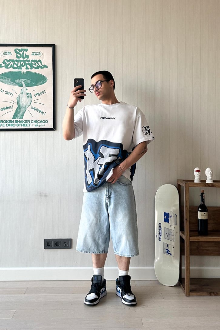 Rev Graffiti Baskılı Oversize Tişört