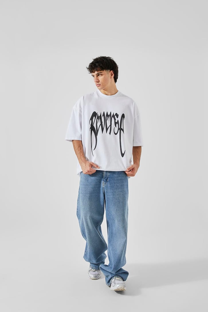 Reverse Baskılı Beyaz Oversize Tişört