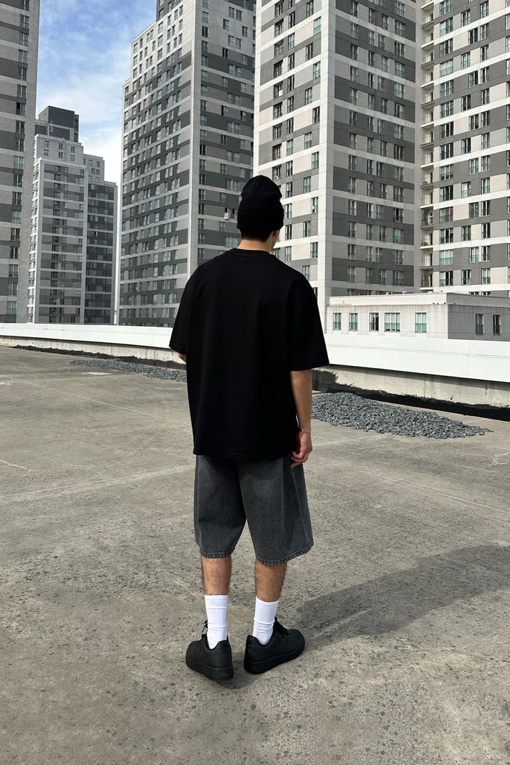 Reverse Rhinestone Siyah Oversize Tişört