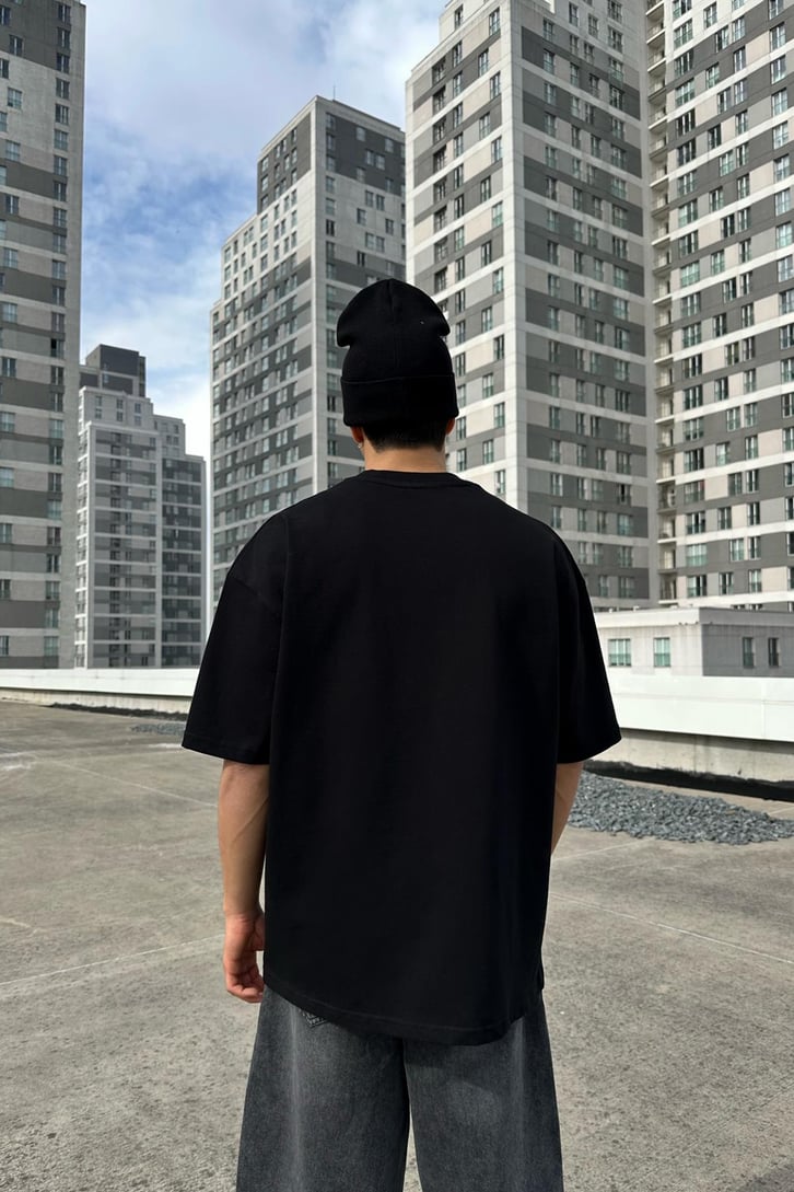 Reverse Rhinestone Siyah Oversize Tişört