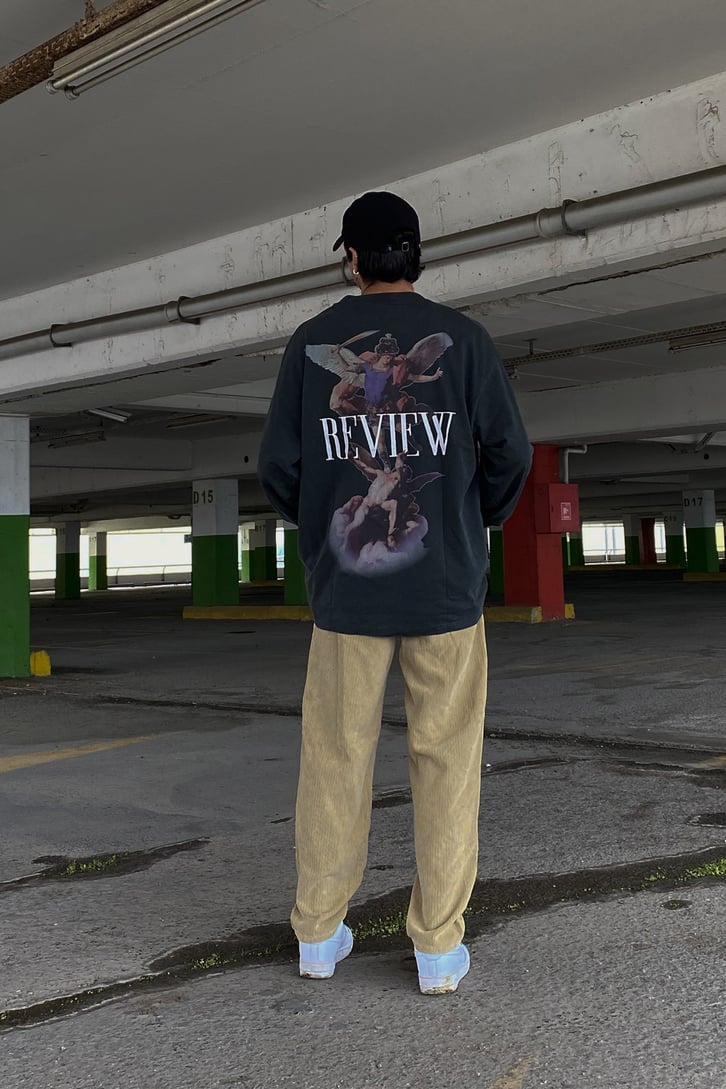 Review Titans War Oversize Washed Sweatshirt