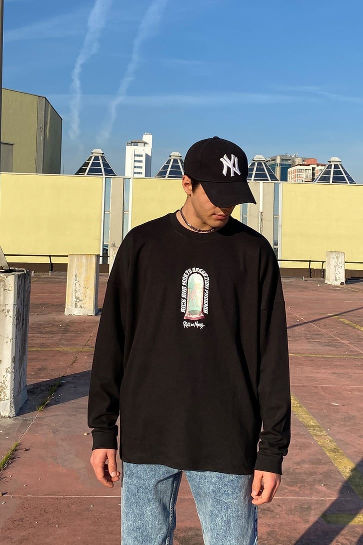 Rick&Morty Oversize Printed Longsleeve Tee