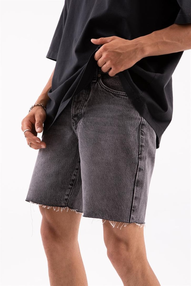 Ripped Deatil Antrasit Jean Şort