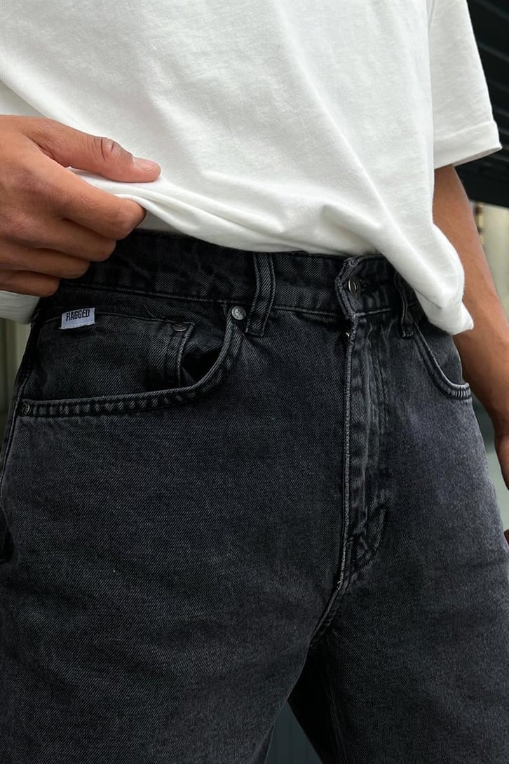 Ripped Detail Acid Wash Regular Fit