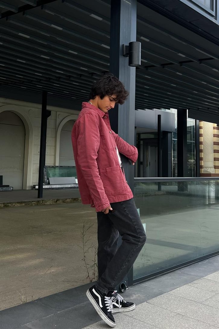 Ripped Detail Acid Wash Regular Fit