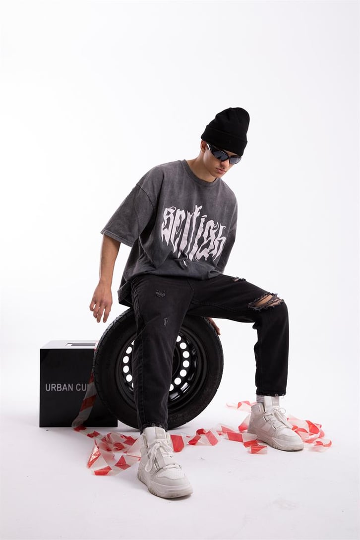 Ripped Detail Antrasit Regular Fit Jean