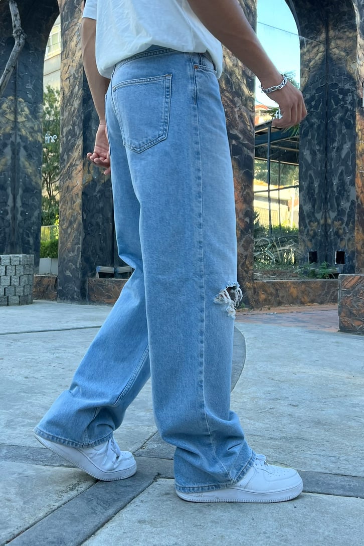 Ripped Detail Buz Mavi Baggy Jean