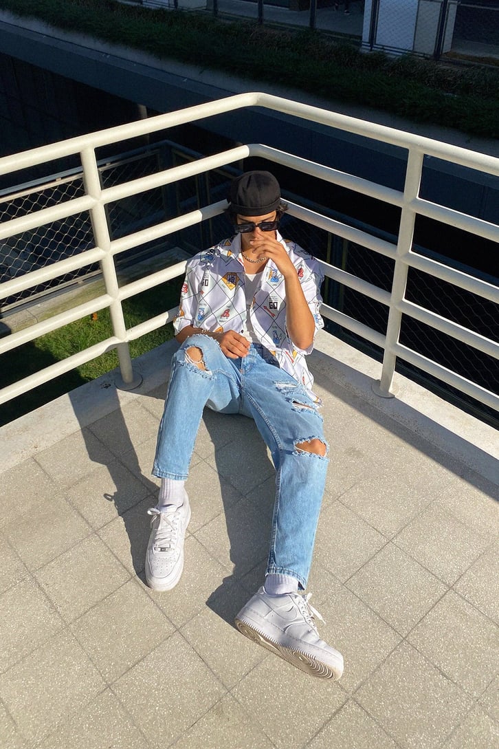 Ripped Detail Buz Mavi Mom Fit Jean