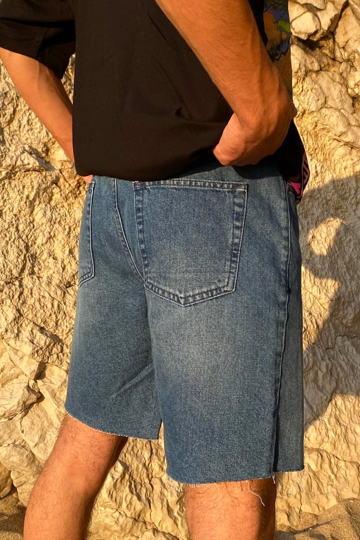 Ripped Detail Koyu Mavi Kot Şort