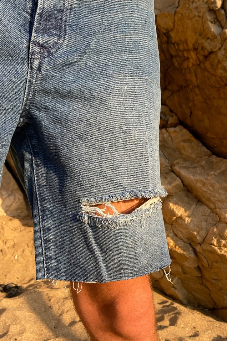 Ripped Detail Koyu Mavi Kot Şort