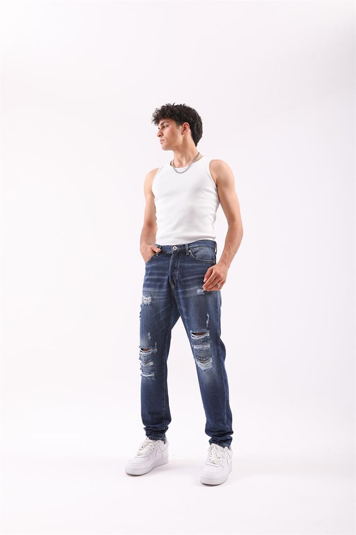 Ripped Detail Koyu Mavi Regular Fit Jean