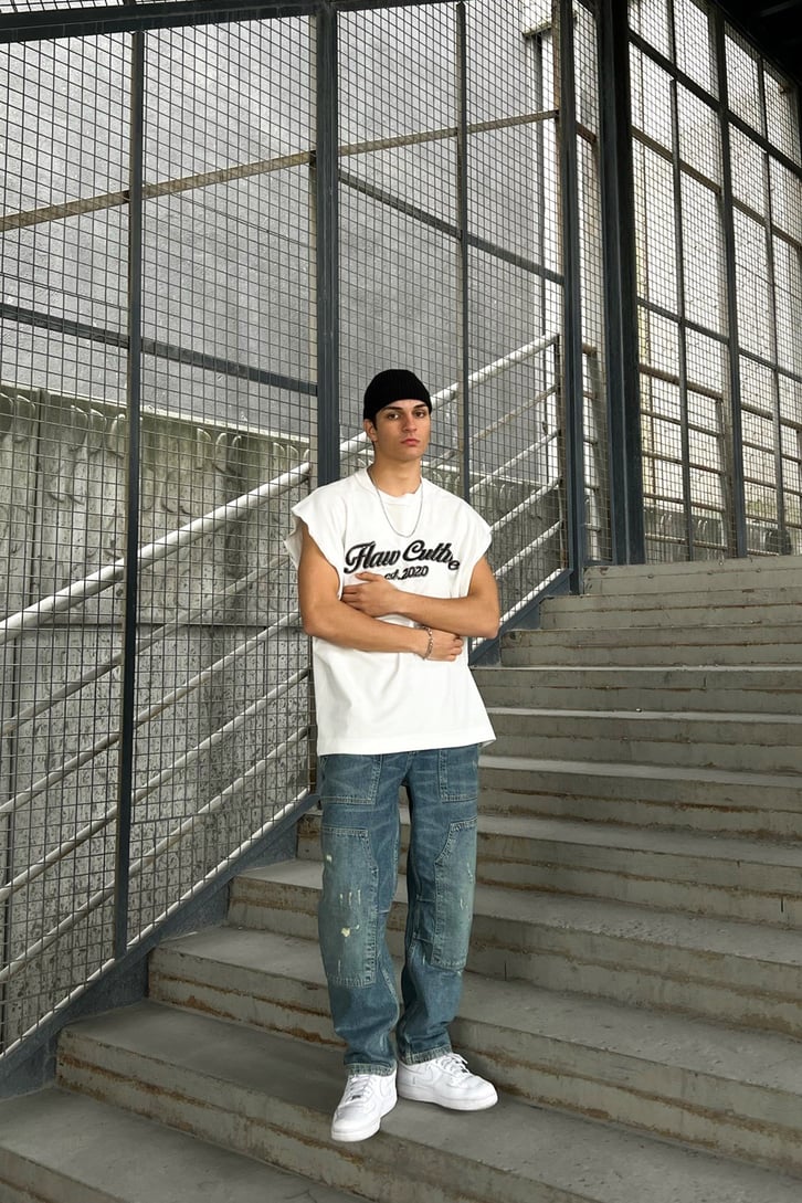Ripped Detail Mavi Baggy Jean