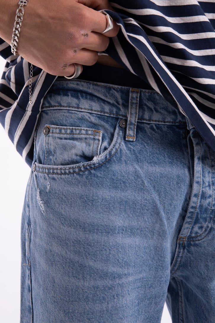 Ripped Detail Mavi Baggy Jean