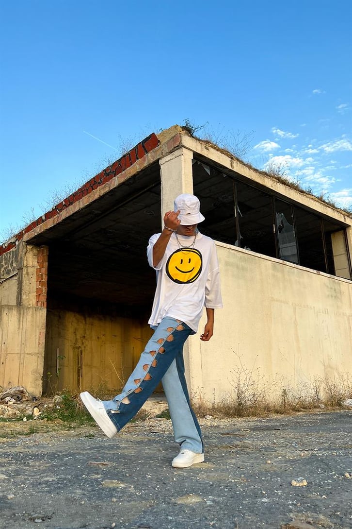 Ripped Detail Mavi Parçalı Baggy Jean