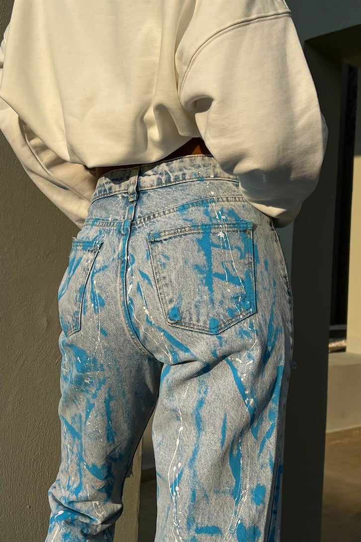 Ripped Detail Painted Mavi Mom Fit Jean