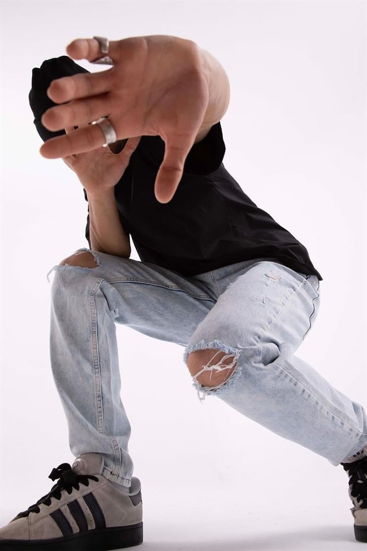 Ripped Details Buz Mavi Jean