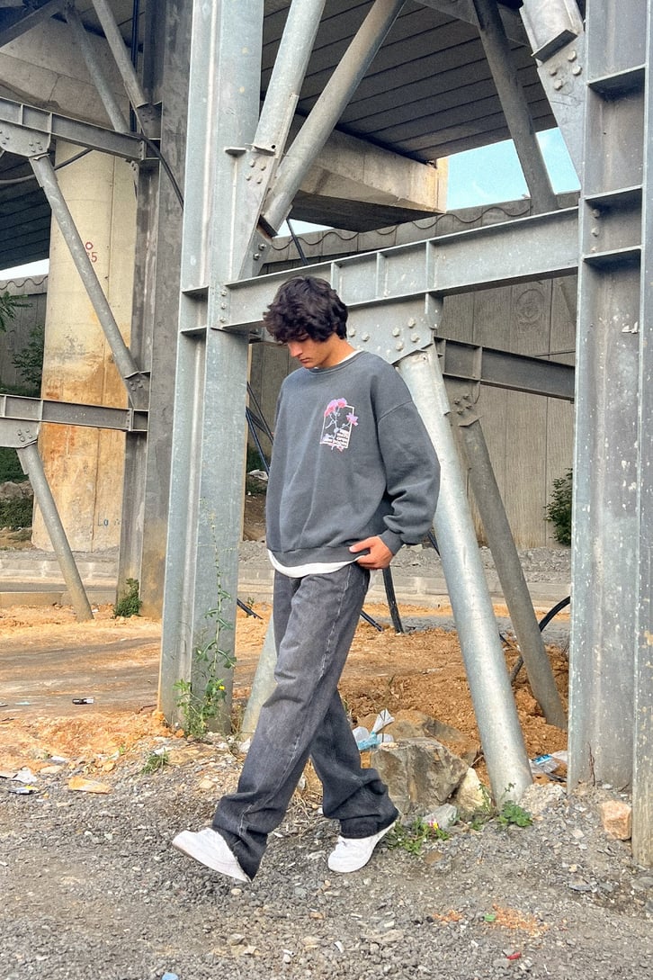 Ripped Leg Acid Wash Baggy Jean