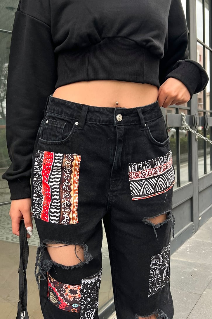 Ripped Patch Detay Siyah Regular Fit Jean