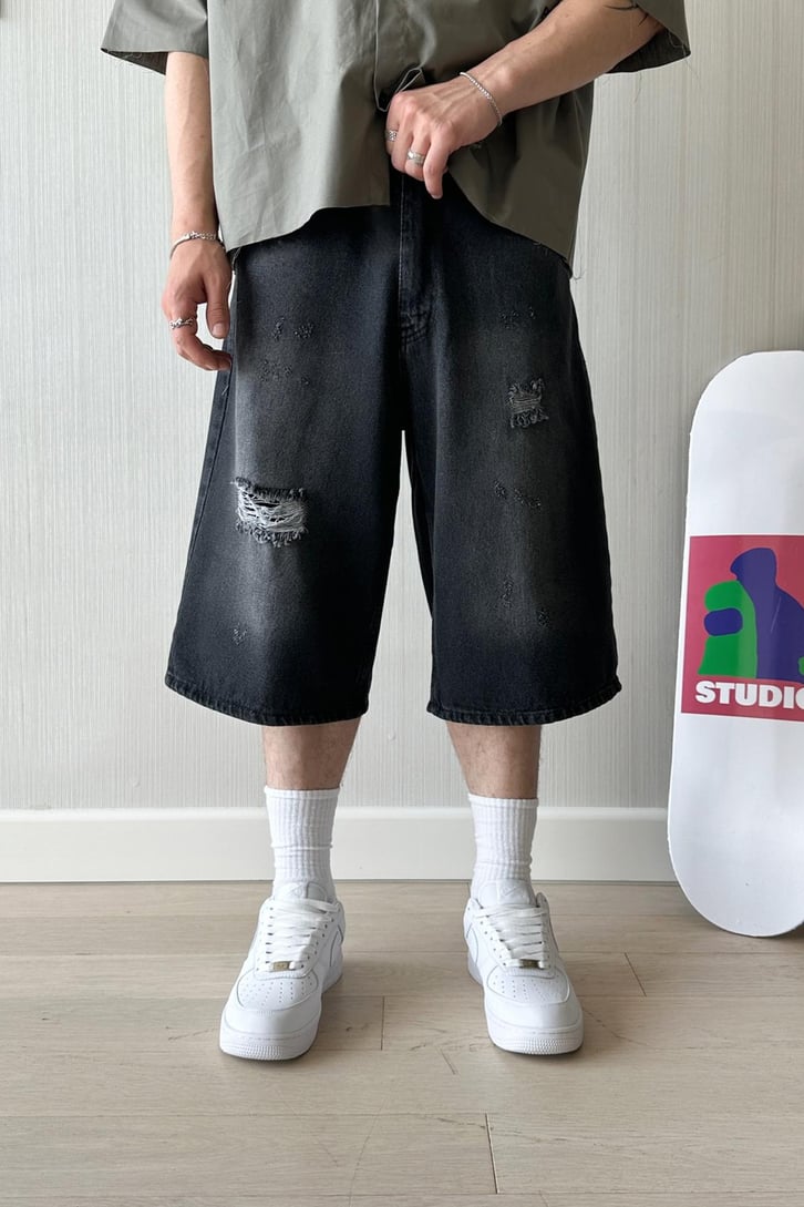 Ripped Yıkamalı Baggy Şort