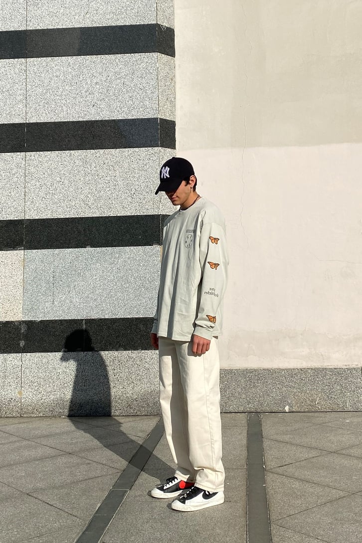 RV Never Established Oversize Ecru Sweatshirt
