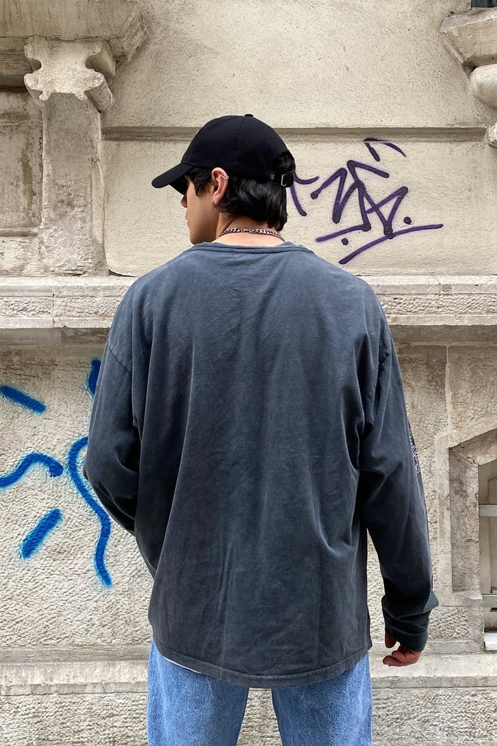 RV Never Established Oversize Washed Sweatshirt