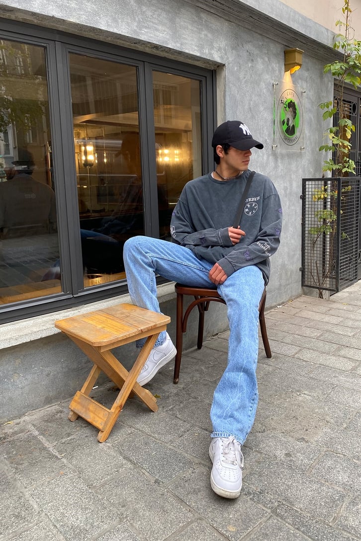 RV Never Established Oversize Washed Sweatshirt