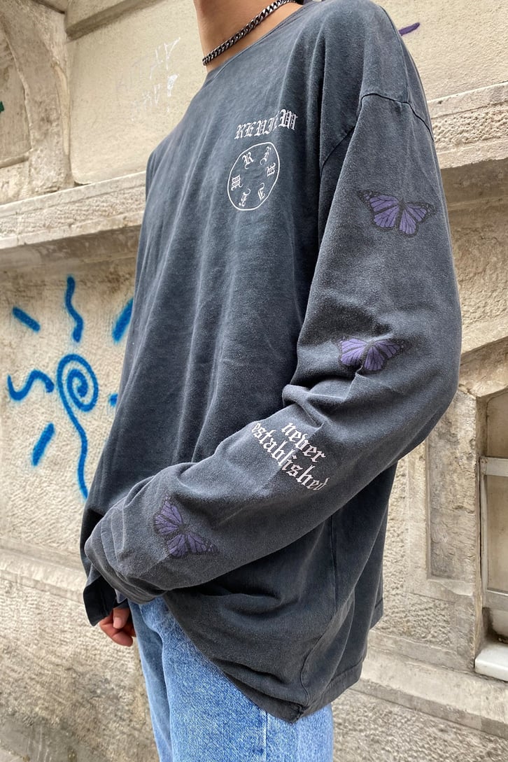RV Never Established Oversize Washed Sweatshirt