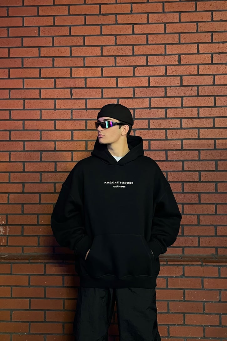Rv Thermal Human Sırt Baskılı Siyah Hoodie