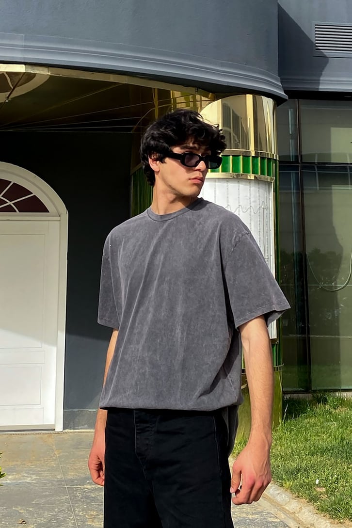RV Yıkamalı Antrasit Oversize Tshirt