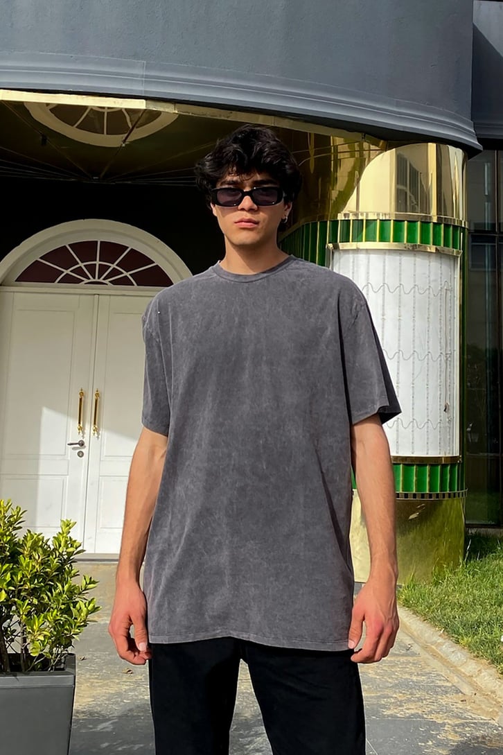 RV Yıkamalı Antrasit Oversize Tshirt