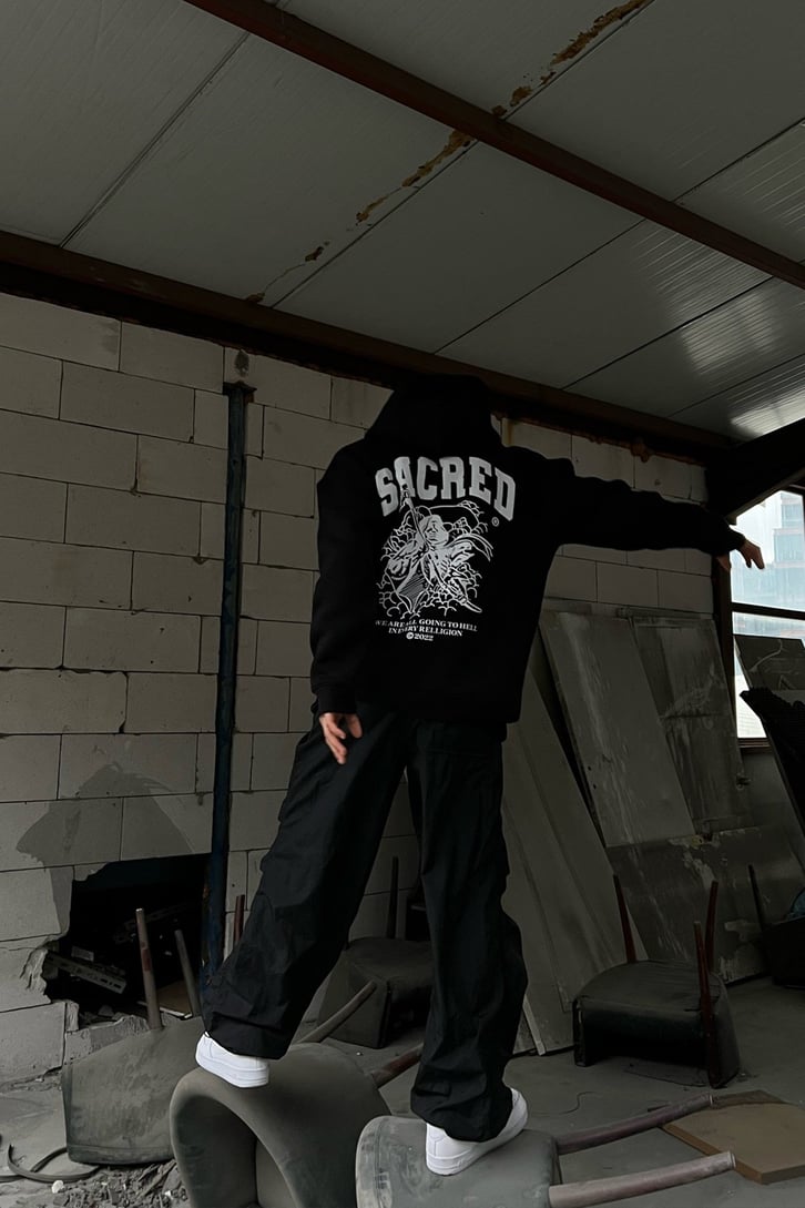 Sacred Sırt Baskılı Overesize Hoodie