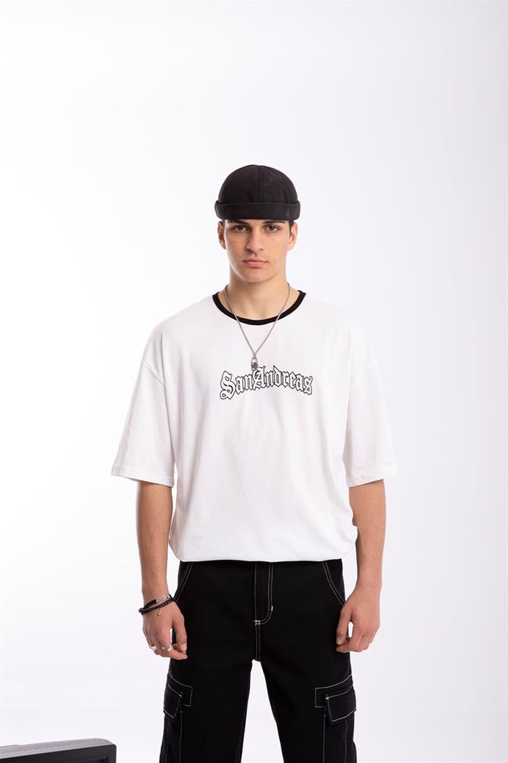 San Andreas Baskılı Beyaz Oversize Tişört