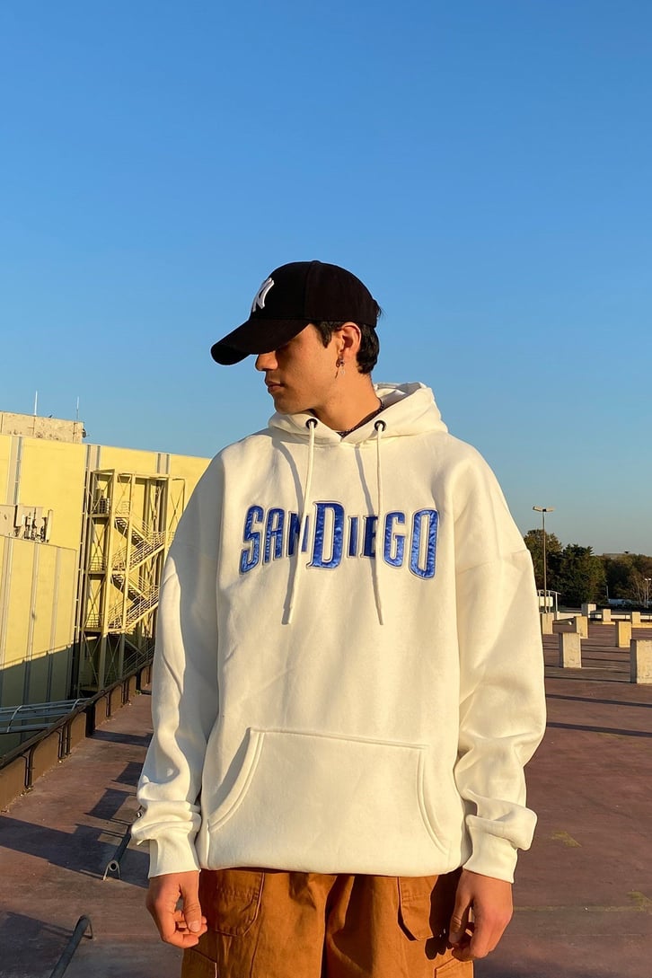 SAN DIEGO BASKILI OVERSIZE HOODIE