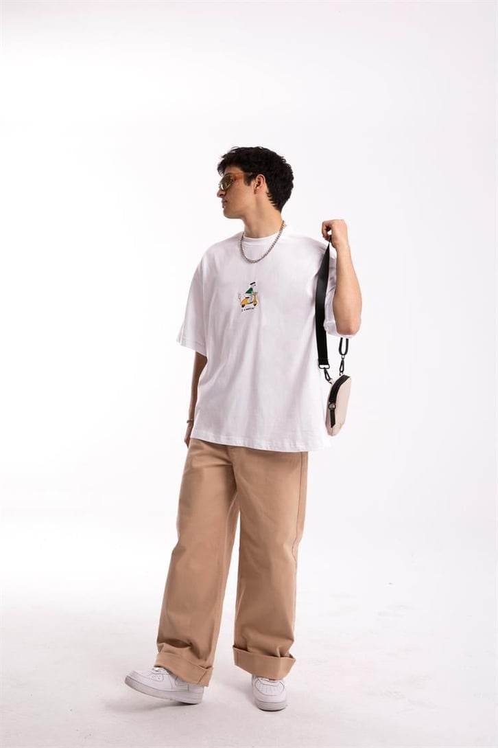 Scootin' Nakışlı Beyaz Oversize Tshirt