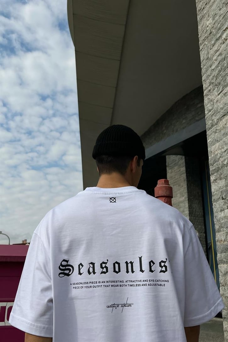 Seasonless Beyaz Oversize Tişört