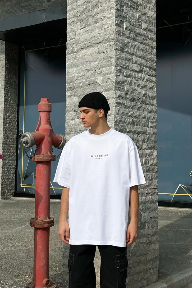 Seasonless Beyaz Oversize Tişört