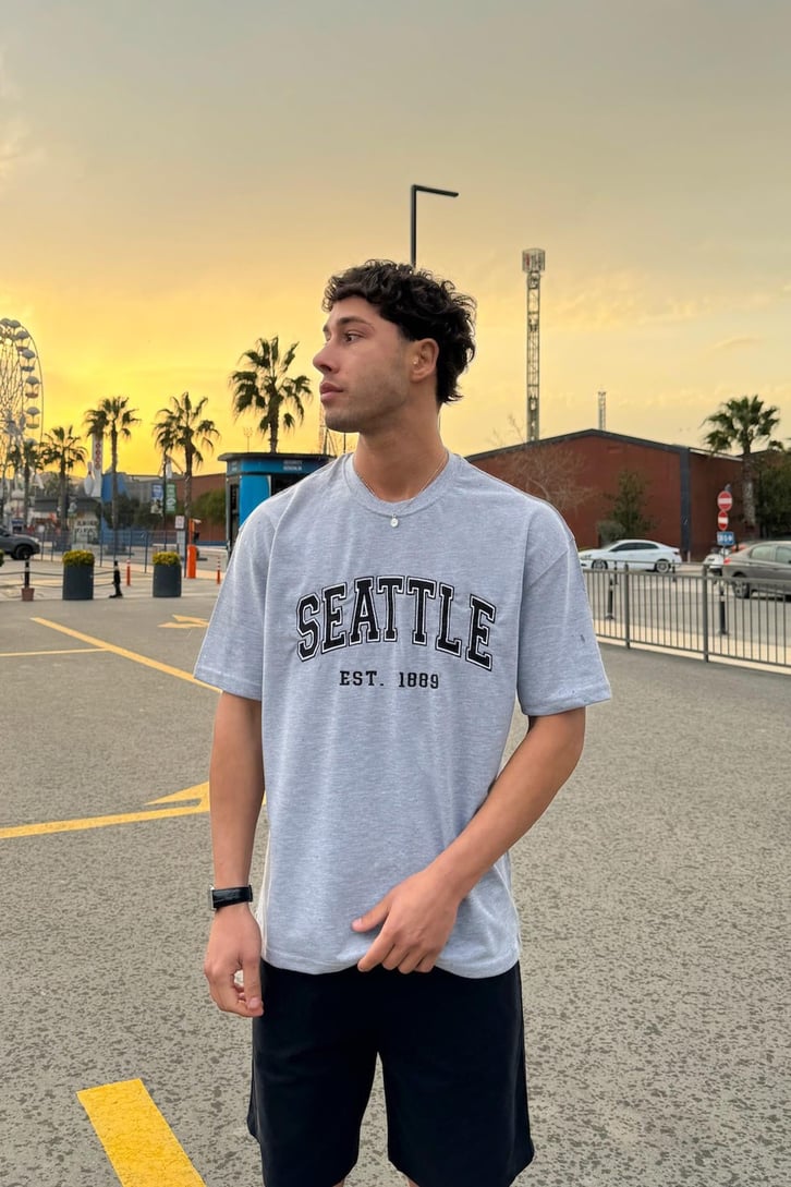 Seattle Nakışlı Oversize Tişört
