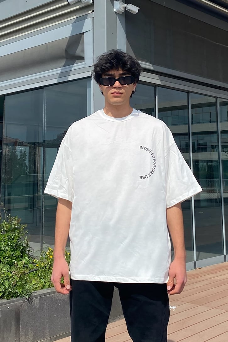 Semi Circle Baskılı Beyaz Oversize Tshirt