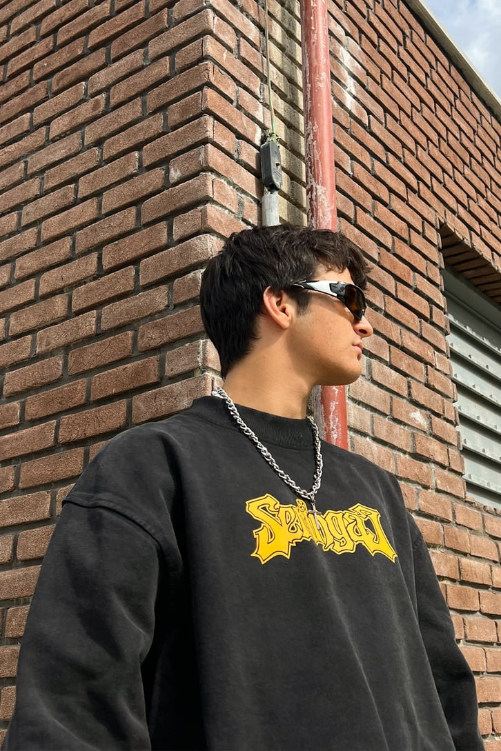 Seringac Nakışlı Siyah Oversize Sweatshirt