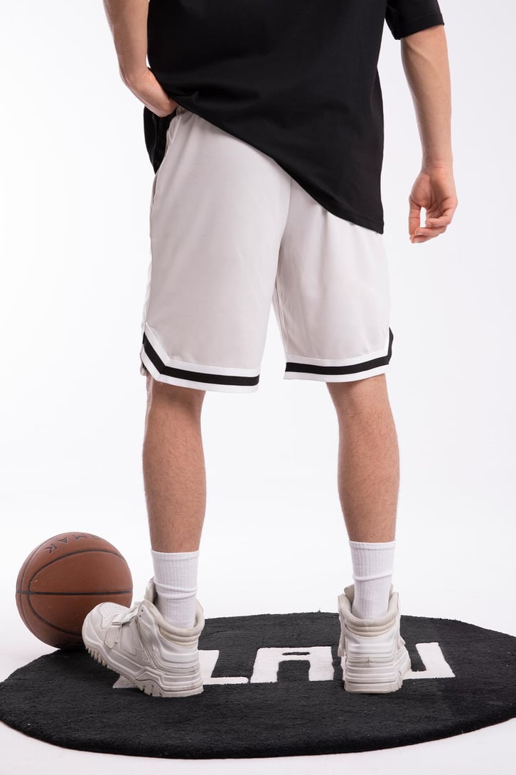 Şerit Detaylı Gri Basketbol Şort