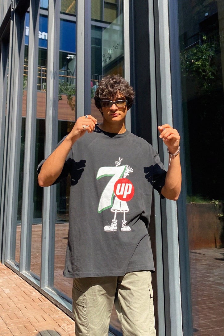 Seven Up Baskılı Siyah Oversize Tshirt