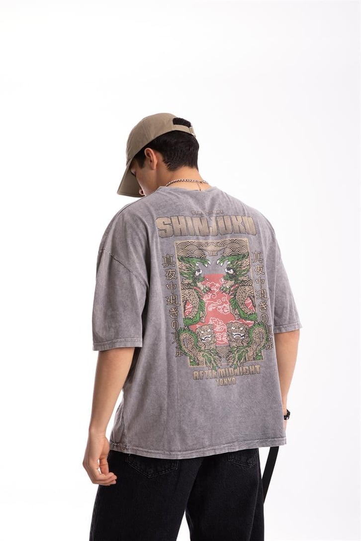 Shinjuku Baskılı Acid Wash Oversize Tişört