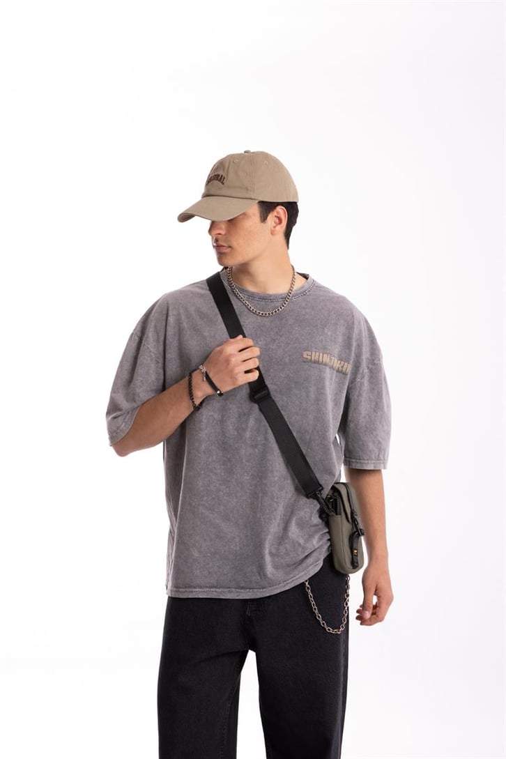 Shinjuku Baskılı Acid Wash Oversize Tişört