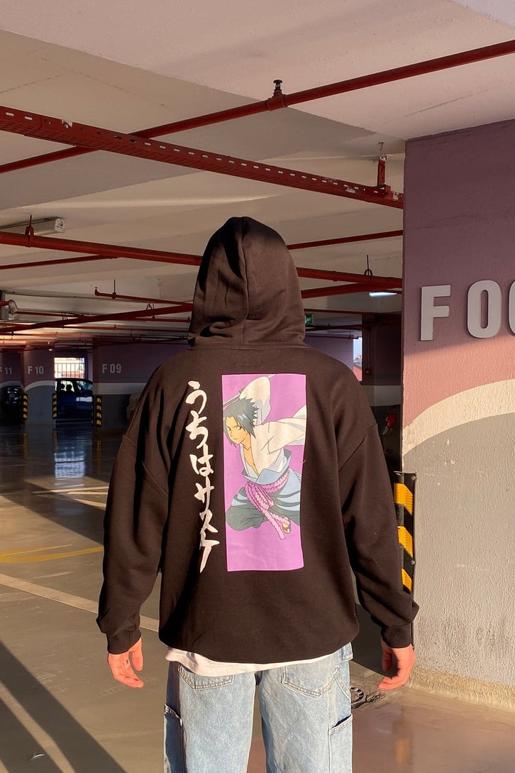SINIRLI SAYIDA SASUKE BASKILI OVERSIZE HOODIE