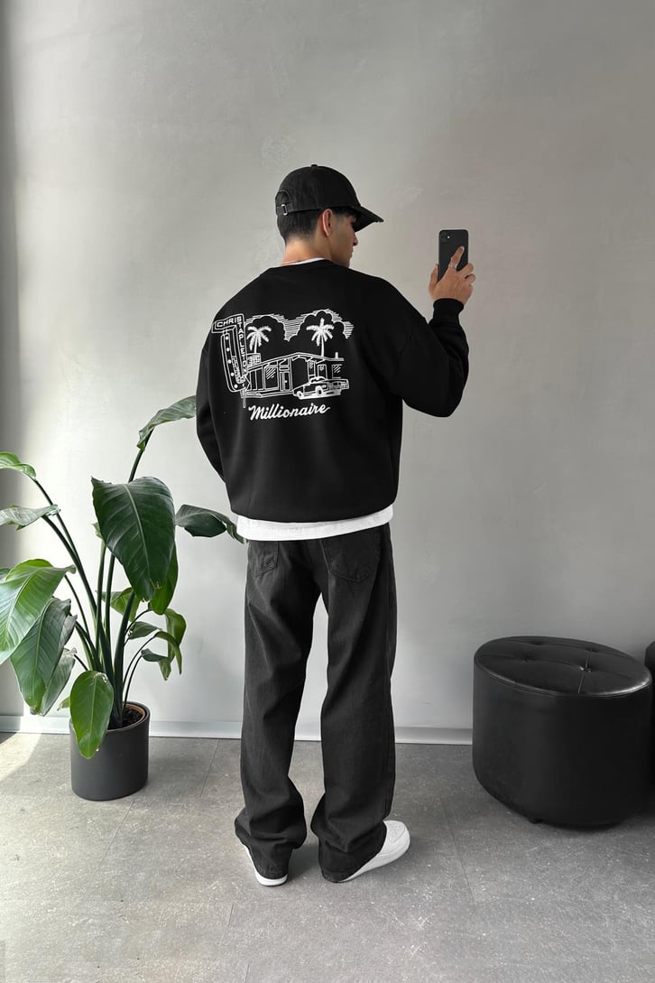 Sırt Baskılı Bisiklet Yaka Sweatshirt